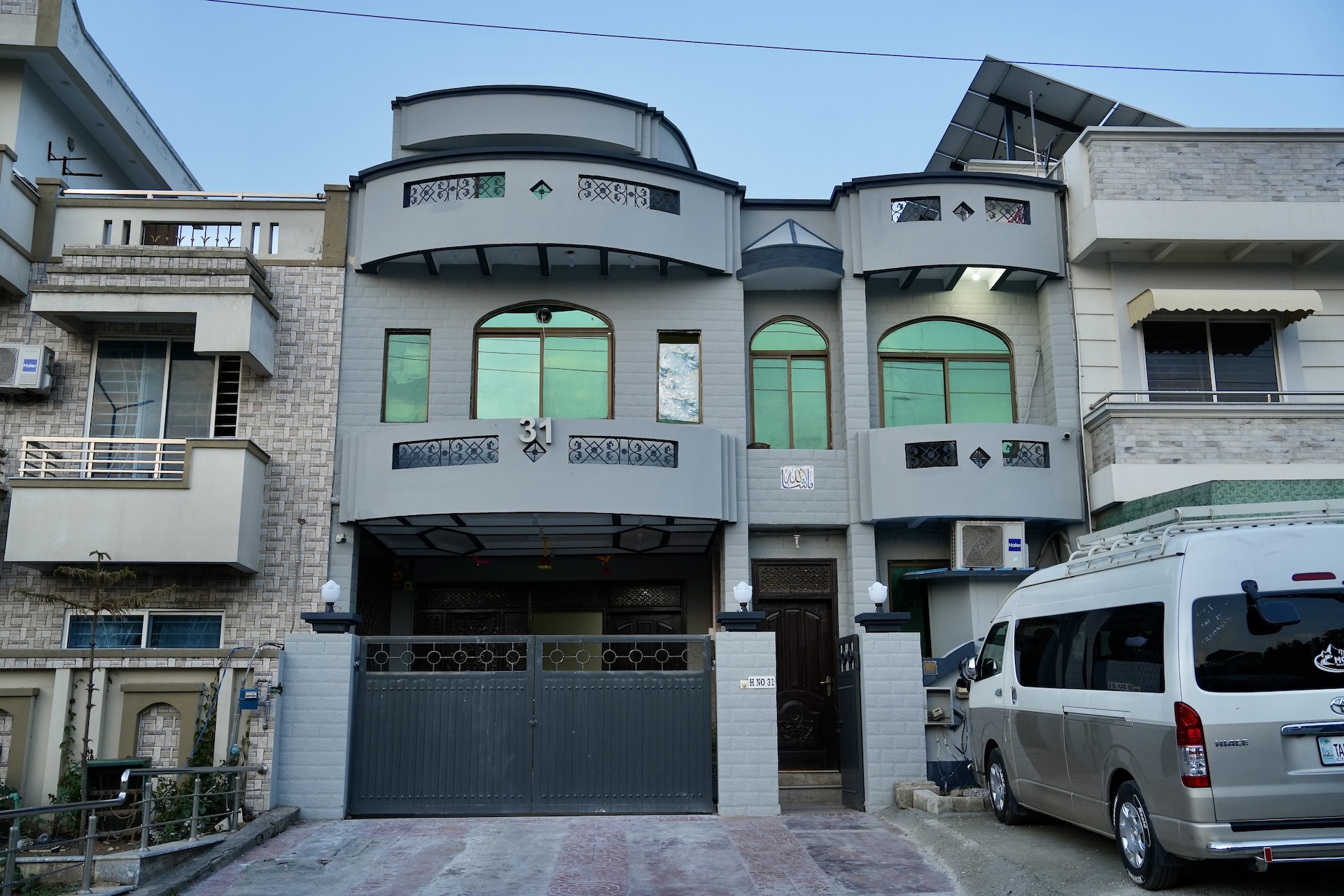 Madcrew Guest house